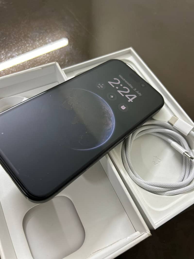 Iphone 15 pro 1