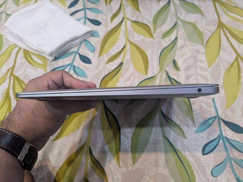 Macbook Air 2018 13 inches 2