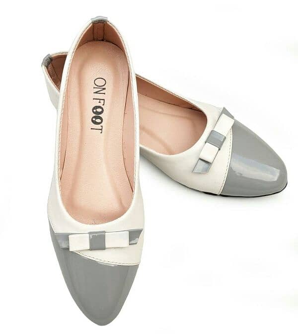 Women's Rexine Fancy Pumps 2
