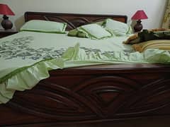 Bedroom set / Chairs/ fan/ frames