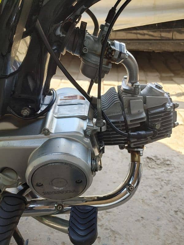 Honda 70 black 2022 end 2023 register 2