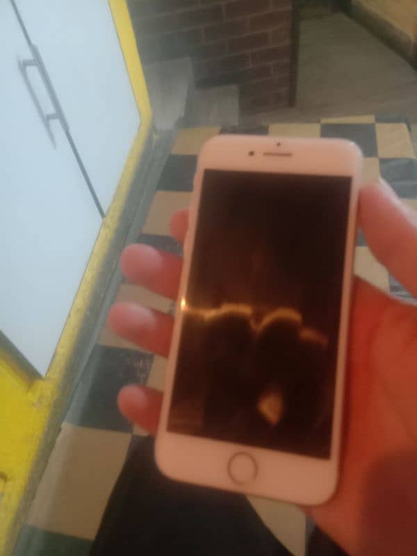 i phone 7s only batrry change 4