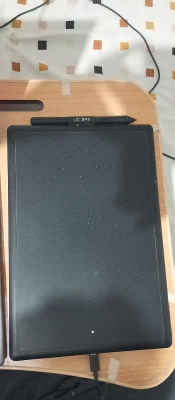 One by Wacom CTL-672 0