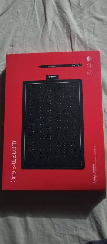 One by Wacom CTL-672 2