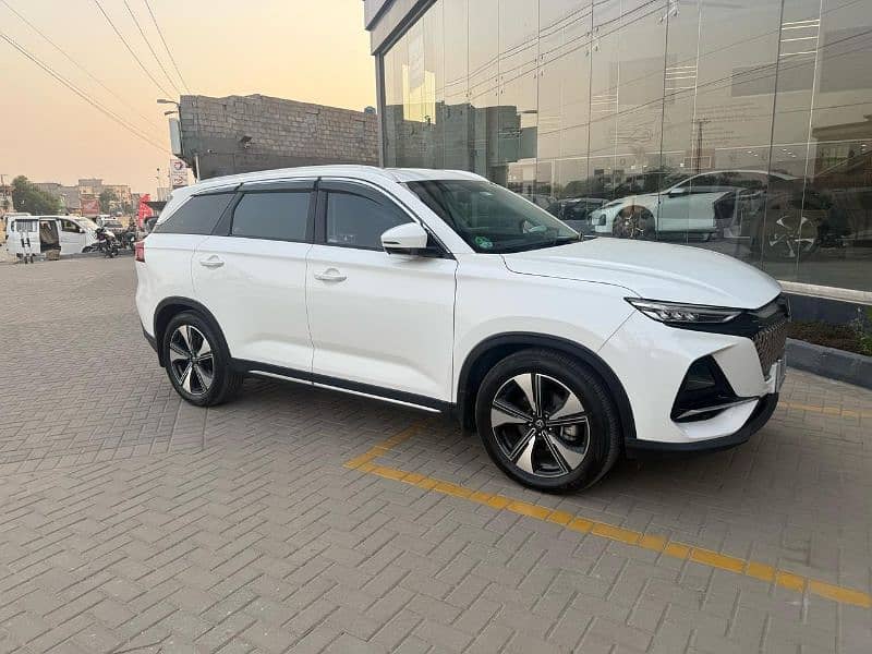 Changan Oshan X7 2024 Future Sense 7 Seats 3