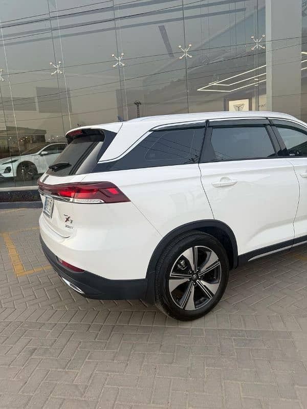 Changan Oshan X7 2024 Future Sense 7 Seats 4