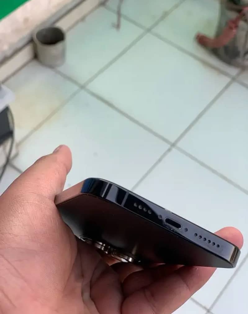 i phone 14 pro max jv 2
