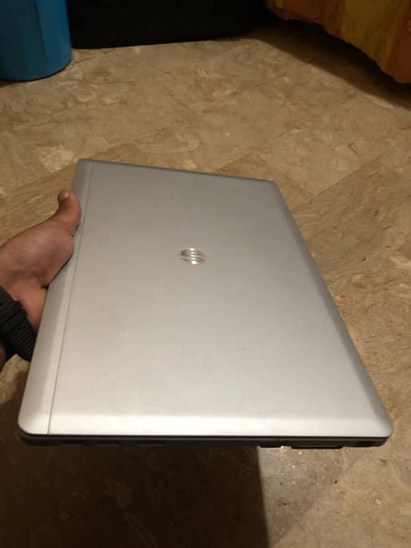 hp core i7 4gen 8/256 SSD light key bord With Origanl  charger 3