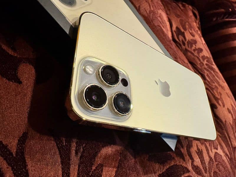 iPhone 13 pro max - 256GB - PTA approved 2