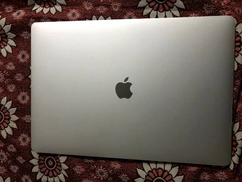 MacBook pro 2019 3