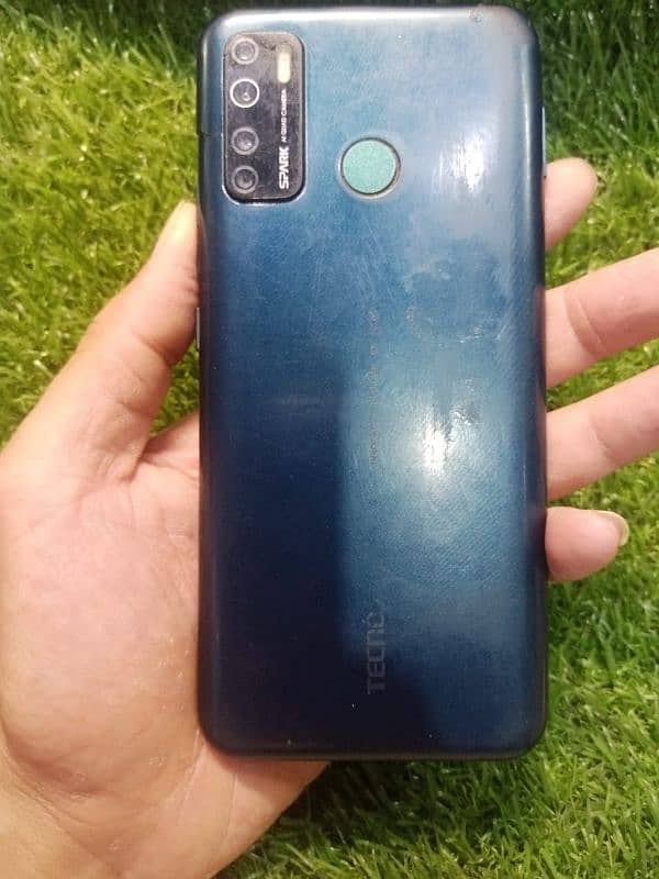 Tecno cemon 15 fingre not working back change 4/ 64GB. 2