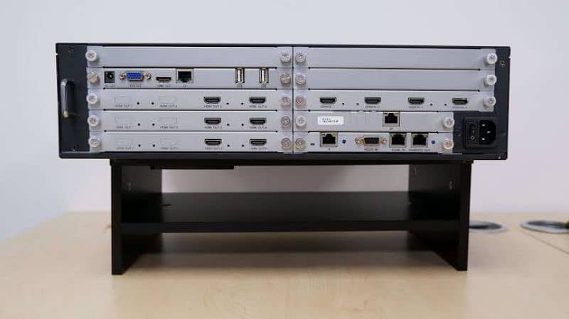 Video Wall Digital Signage Solution Matrix Controller 4k Display Panel 10
