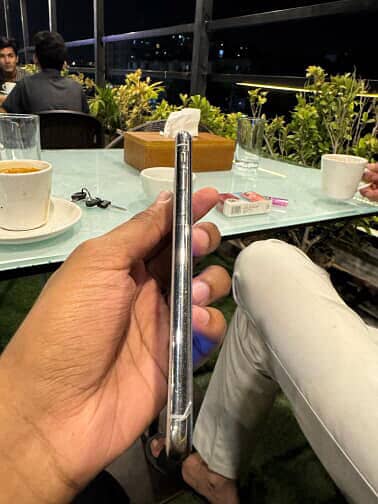 iPhone X  (64 GB) 10/10 Condition 3