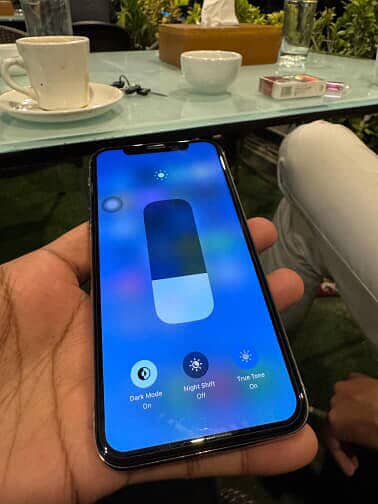 iPhone X  (64 GB) 10/10 Condition 4
