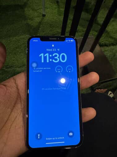 iPhone X  (64 GB) 10/10 Condition 5