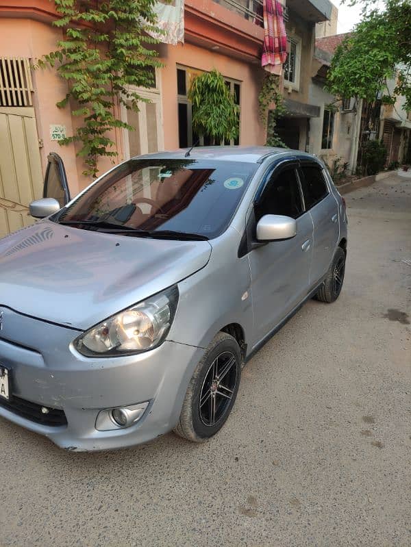 Mitsubishi Mirage 2013 9