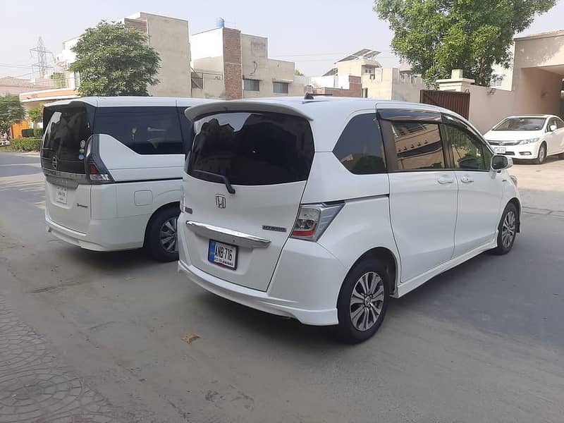 Honda Freed Hybrid 2013/19 3