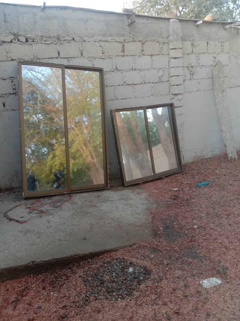 Alominiam slide window 0