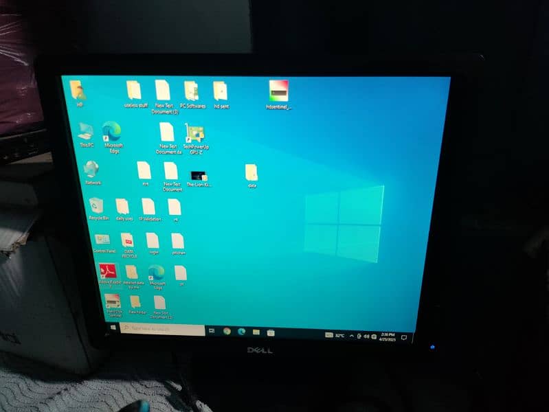 Dell LCD monitor screen fresh branded checking warranty 03122810637 3