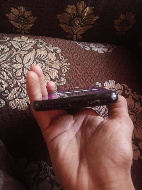 motorola one 4 gb ram 64 storage type C charging 4