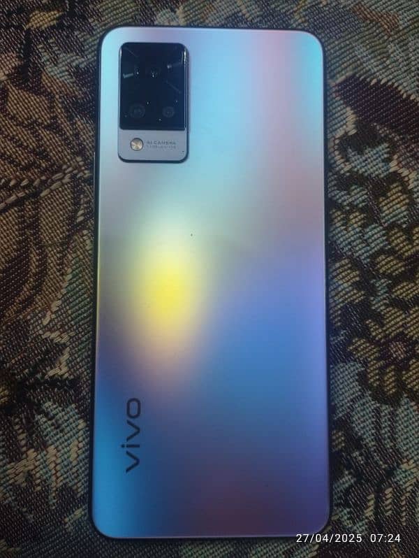 vivo v21 8+4 256 mobil battery 100% v good condation mobil 9/10 1