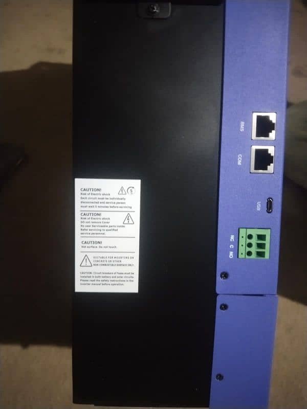 Galaxy Jupiter pro PV 5000 4 kw hybrid solar inverter 1