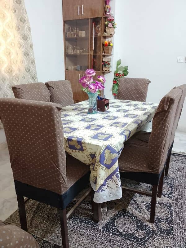 6 Seater Dining table and foam chairs in excellent condition for sale. 3