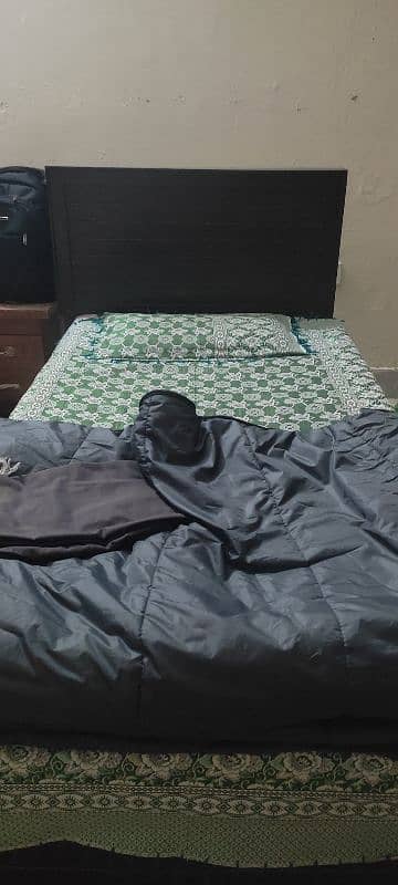 mattress 0