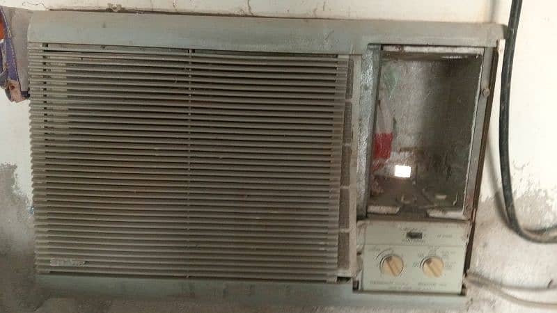 old window AC 0