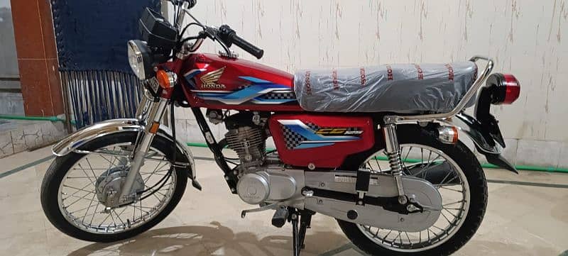 Honda cg 125 Whatsapp number 03153230999 1