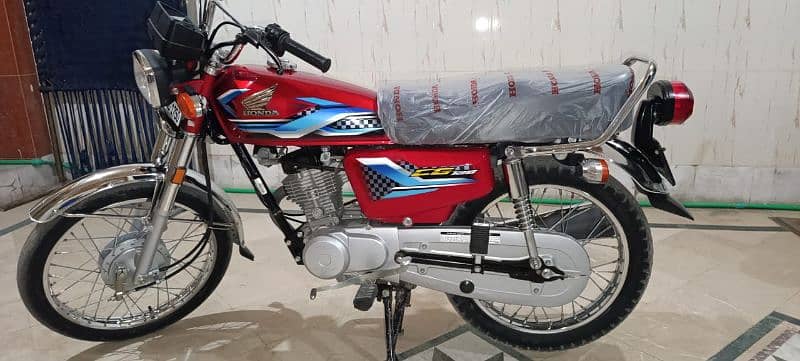 Honda cg 125 Whatsapp number 03153230999 3