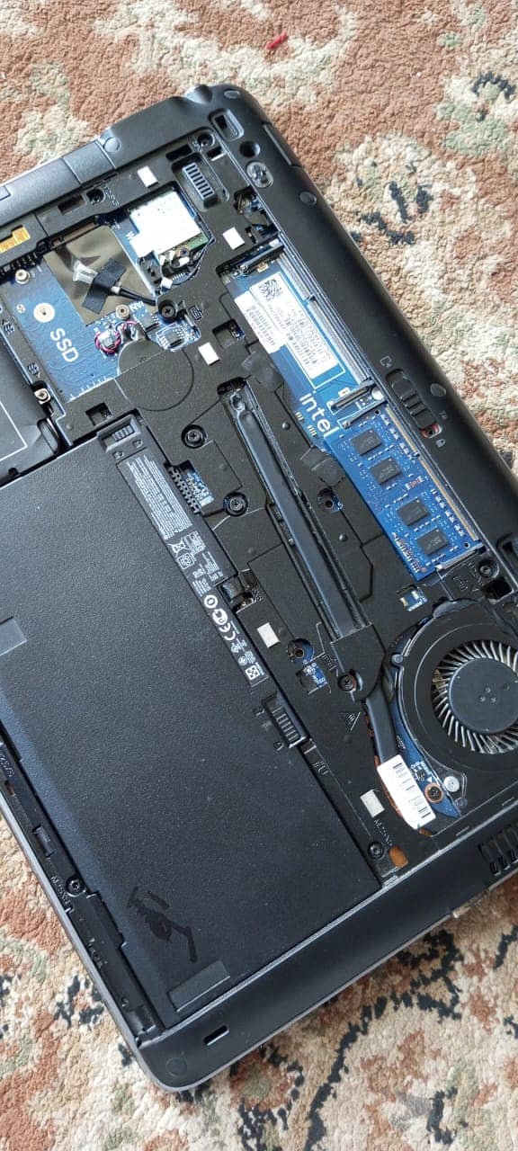 HP EliteBook 840 G2 – Core i5 5th Gen | 8GB RAM | 128GB SSD 3