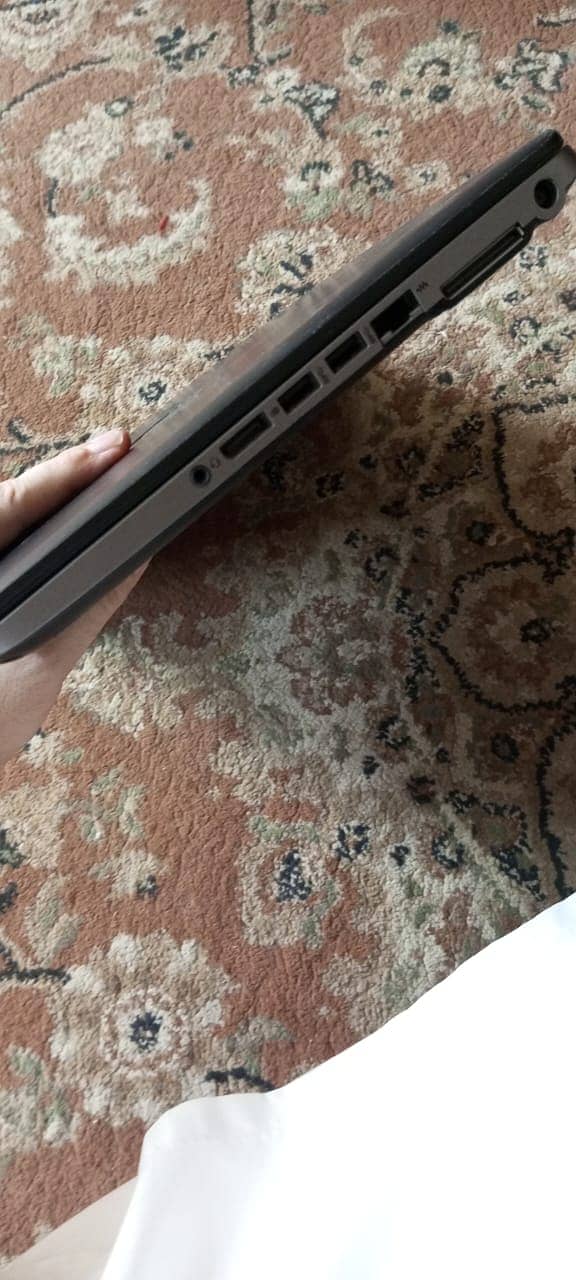 HP EliteBook 840 G2 – Core i5 5th Gen | 8GB RAM | 128GB SSD 7