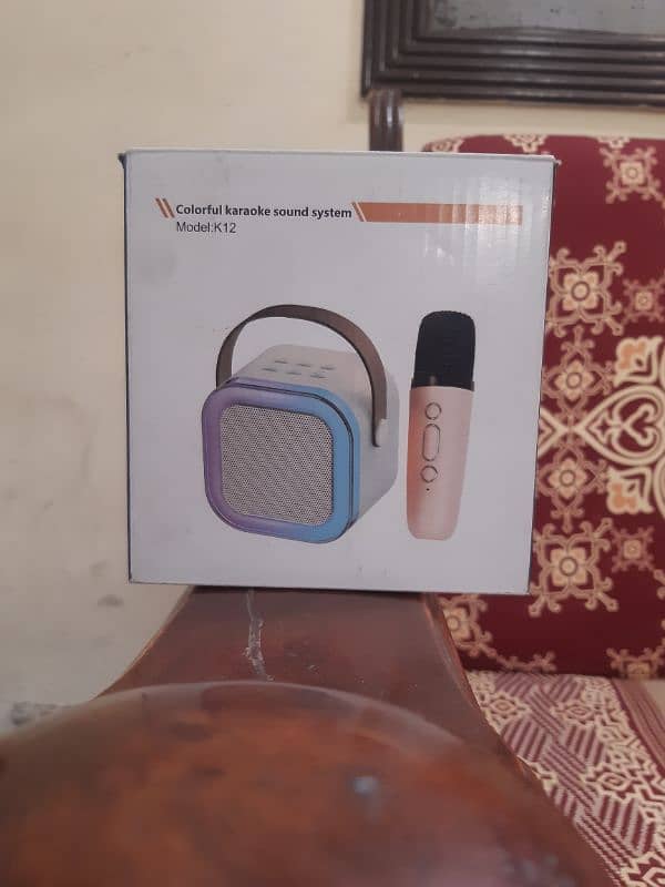 Bluetooth speaker and paik 0