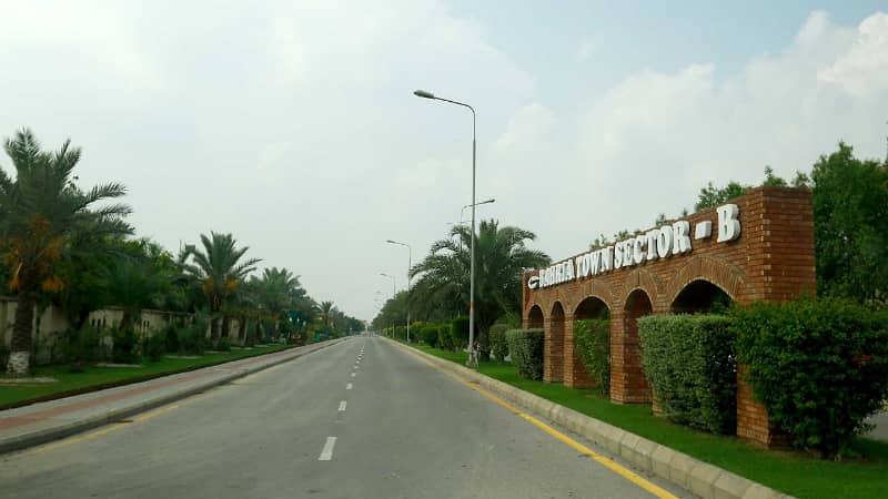 Facing Park Premium Location 10 Marla Plot For Sale In LDA Approved Area Phase 1 Bahria Orchard Raiwind Road Lahore. 13