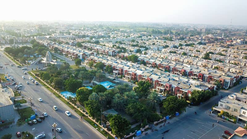 Facing Park Premium Location 10 Marla Plot For Sale In LDA Approved Area Phase 1 Bahria Orchard Raiwind Road Lahore. 19