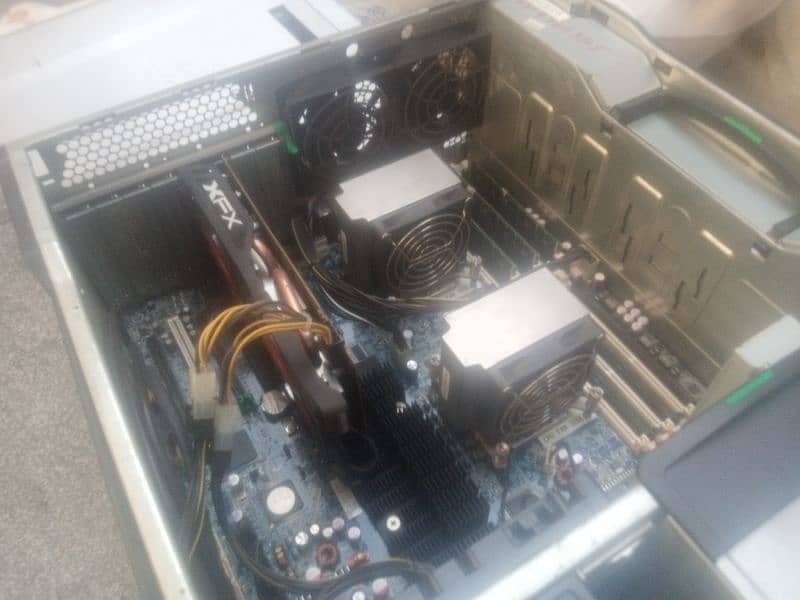 HP Z800 PC 0