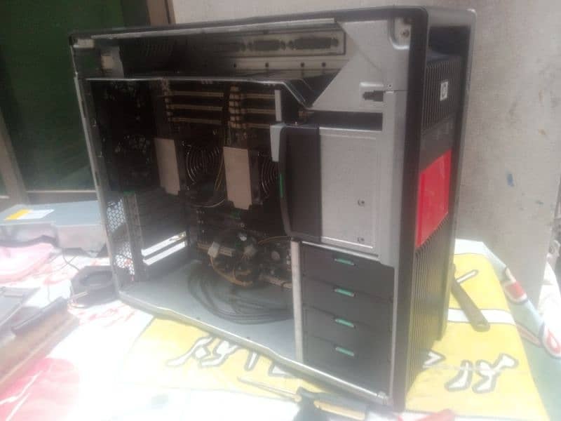 HP Z800 PC 1