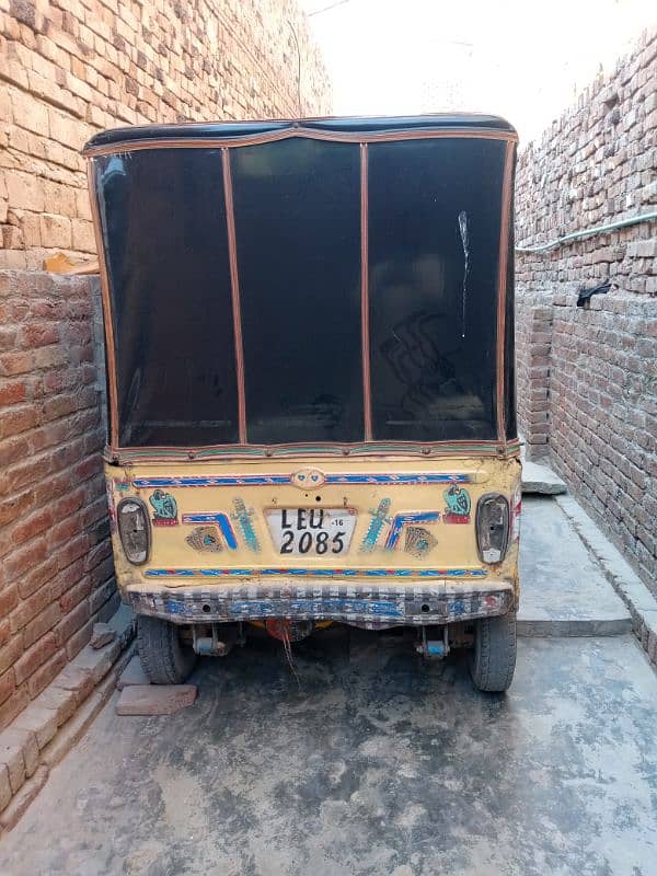 sazgaar 3 seater 1