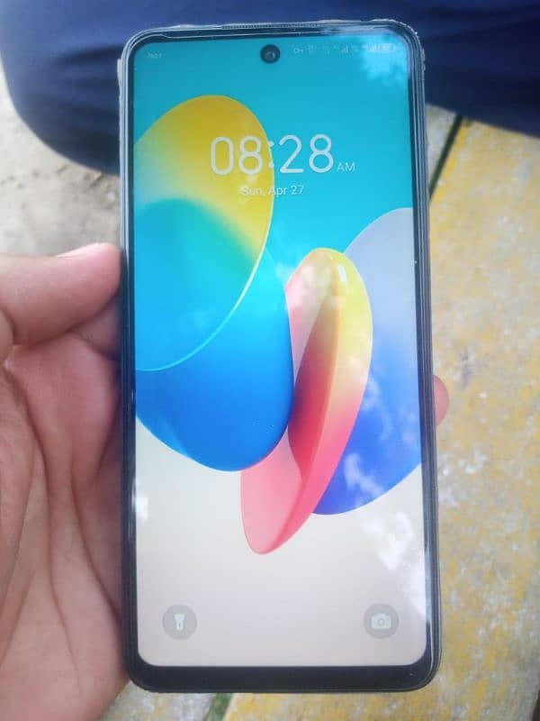 Tecno spark Go 2024 bikul new condition main Hain 5