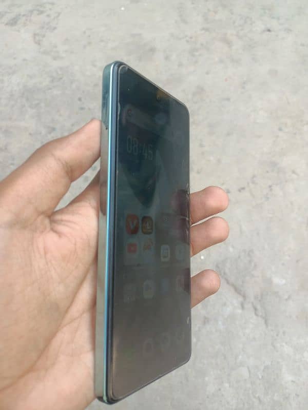 10/10 all ok with box charger infinix hot 40 8+8 256G 4