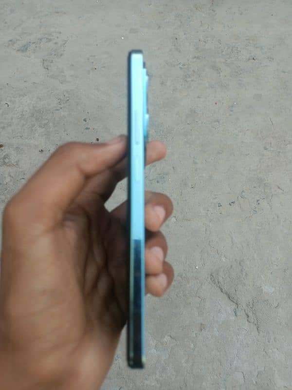 10/10 all ok with box charger infinix hot 40 8+8 256G 7