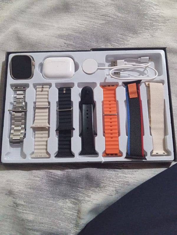 H23 Ultra smart watch with 7 strap and free airpods 3