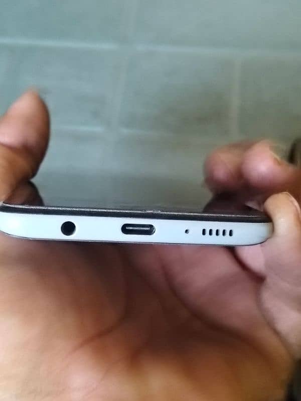 SAMSUNG GALAXY A51 4