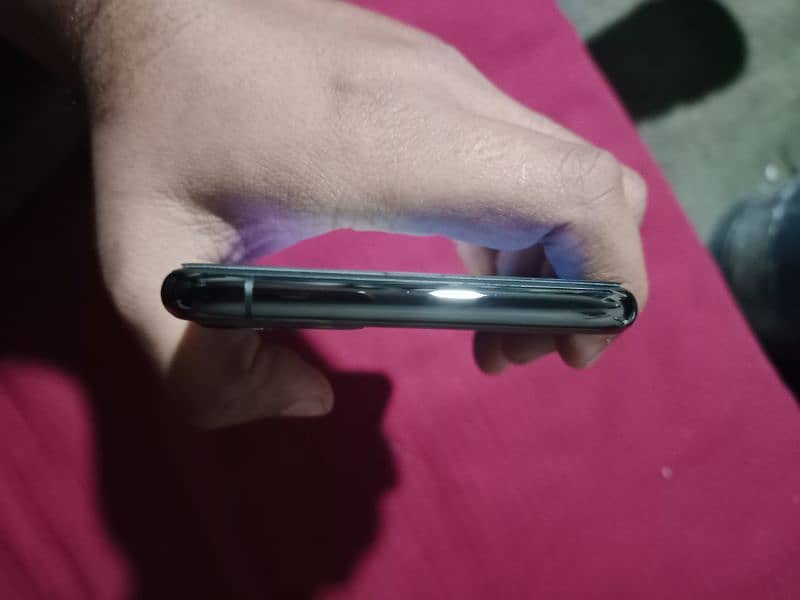 Iphone 11 pro max 256gb Factory unlock 5