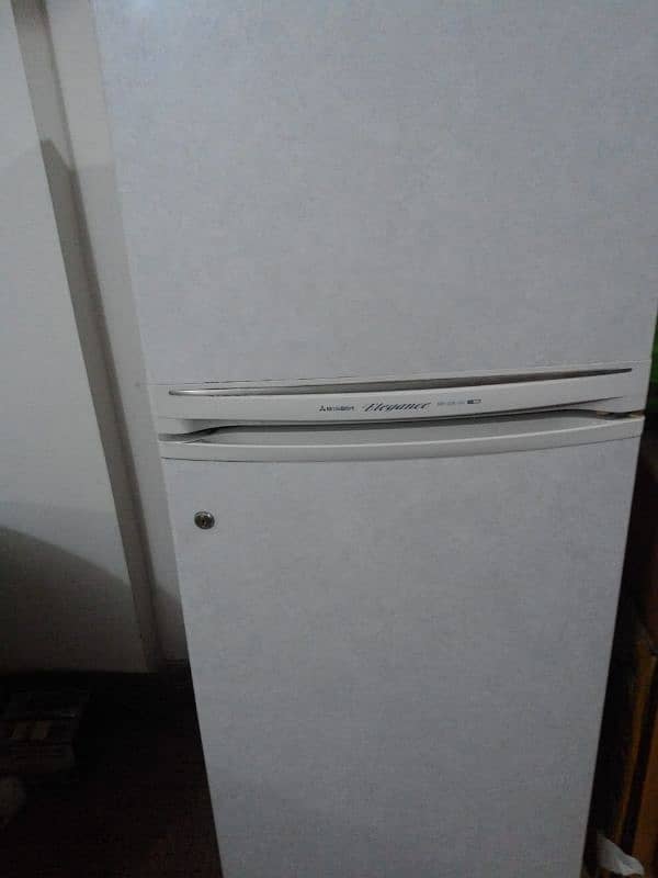 MITSUBISHI NO FROST REFRIGERATOR 0