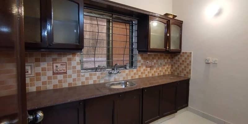 05 Marla Beautiful independent House Available For Rent in DHA Phase 5, B Block Lahore Cantt. 1