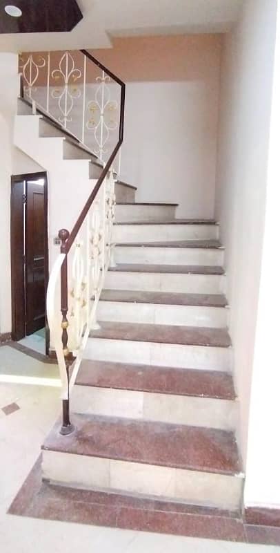 05 Marla Beautiful independent House Available For Rent in DHA Phase 5, B Block Lahore Cantt. 7
