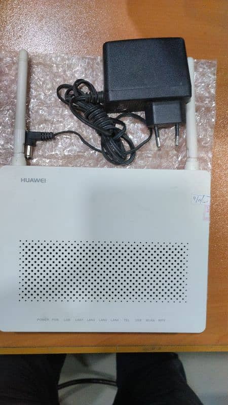 HG8546M fiber optic WiFi Router Epon Gpon Xpon Supported 0