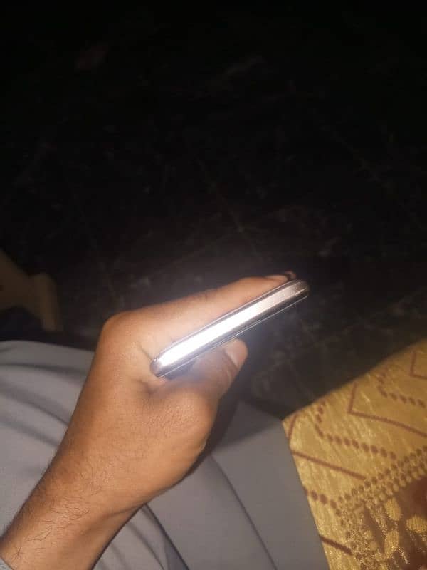 oppo a5 2020 4+1/128gb 10/10 only mobile totally lush condition 3